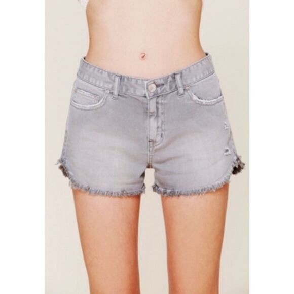 Free People Stormy Grey Distressed Cut Off Denim Shorts Size 27 - Picture 1 of 6